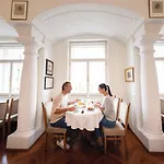 Austria Classic Wolfinger - Hauptplatz Hotel 3*