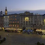 Austria Classic Wolfinger - Hauptplatz