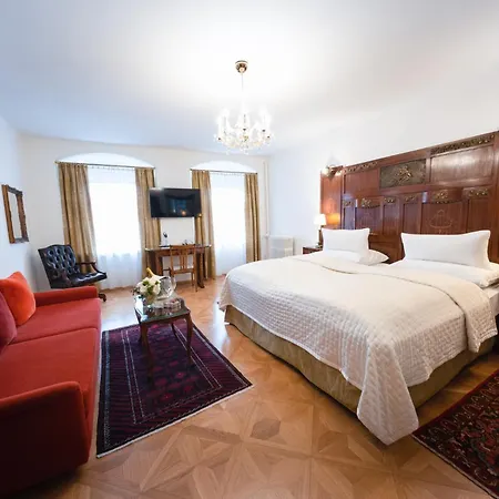 Austria Classic Wolfinger - Hauptplatz מלון