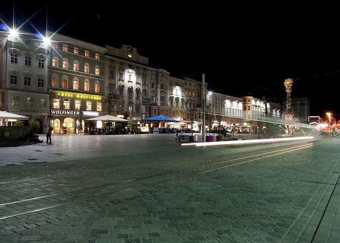 Austria Classic Wolfinger - Hauptplatz Hotel